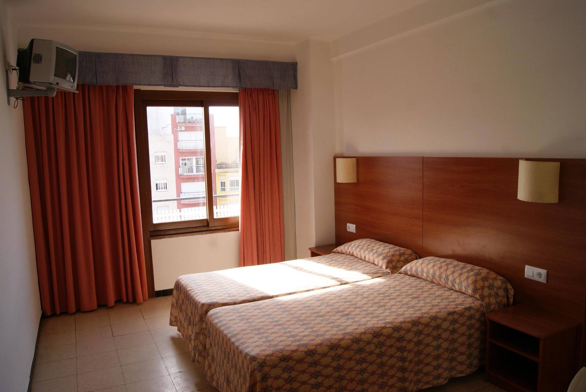 Hotel Checkin Montpalau Pineda de Mar Εξωτερικό φωτογραφία