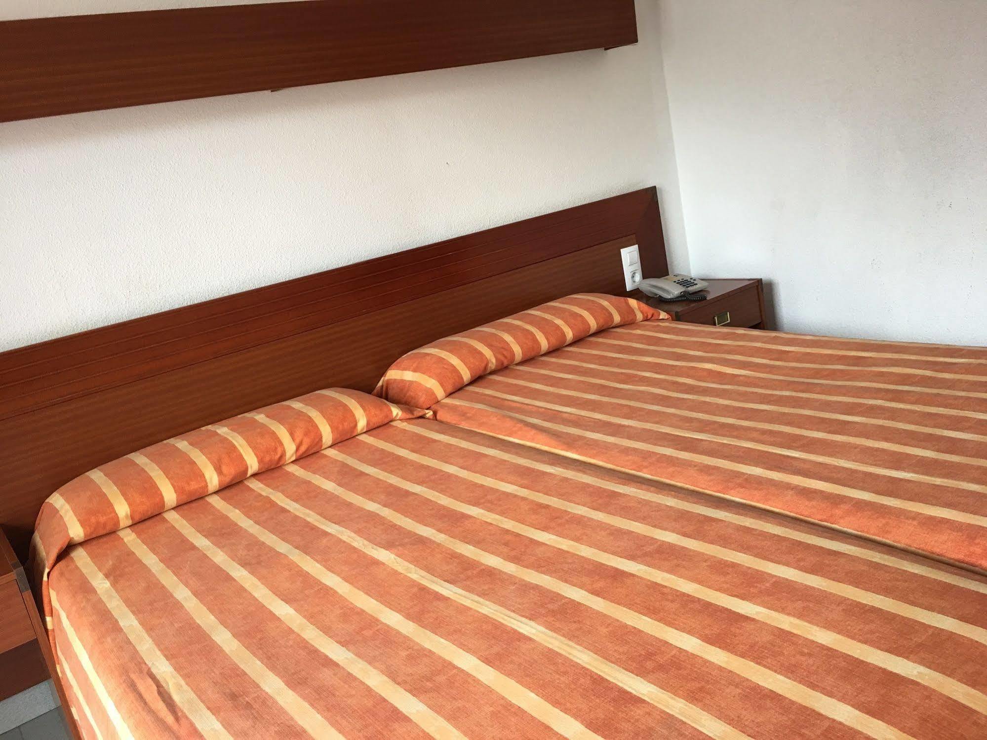 Hotel Checkin Montpalau Pineda de Mar Εξωτερικό φωτογραφία